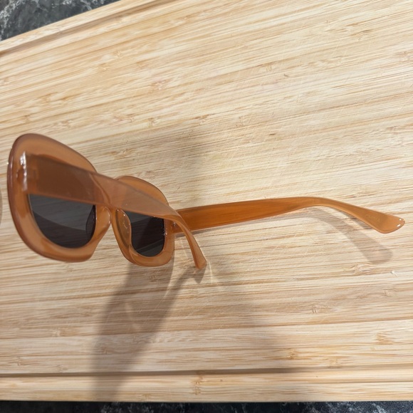 Hippie 70s Style Sunglasses - Picture 10 of 10